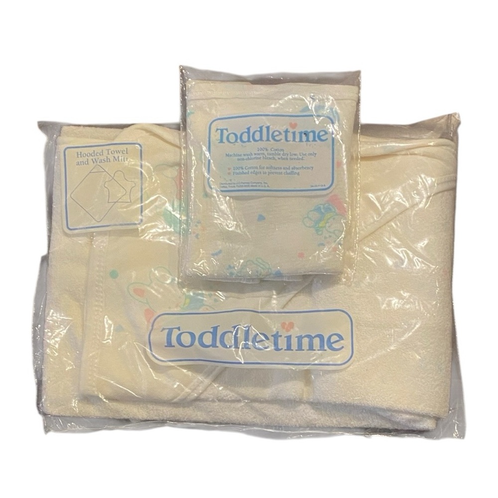 Vintage J.C. Penney Toddletime Hooded Towel and Wash Mitt Set